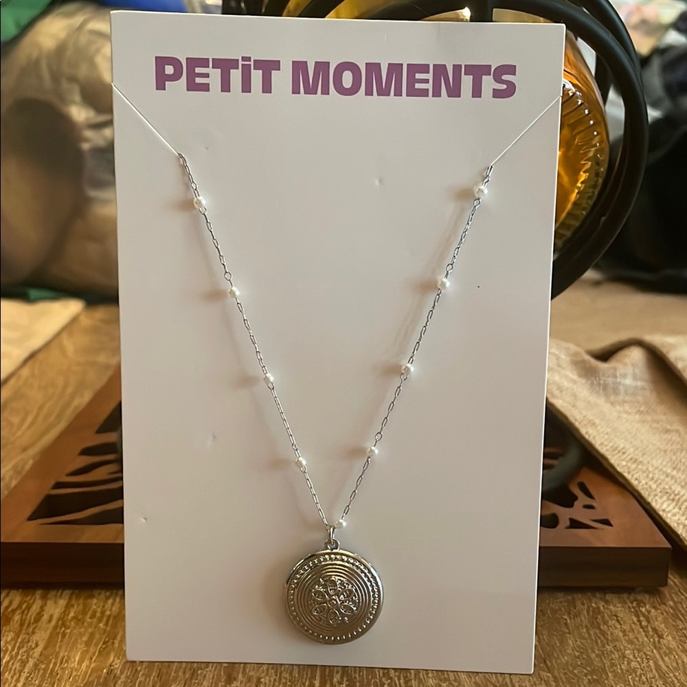 NWOT Intricate Silver Pendant Necklace with Delicate Pearl Accents